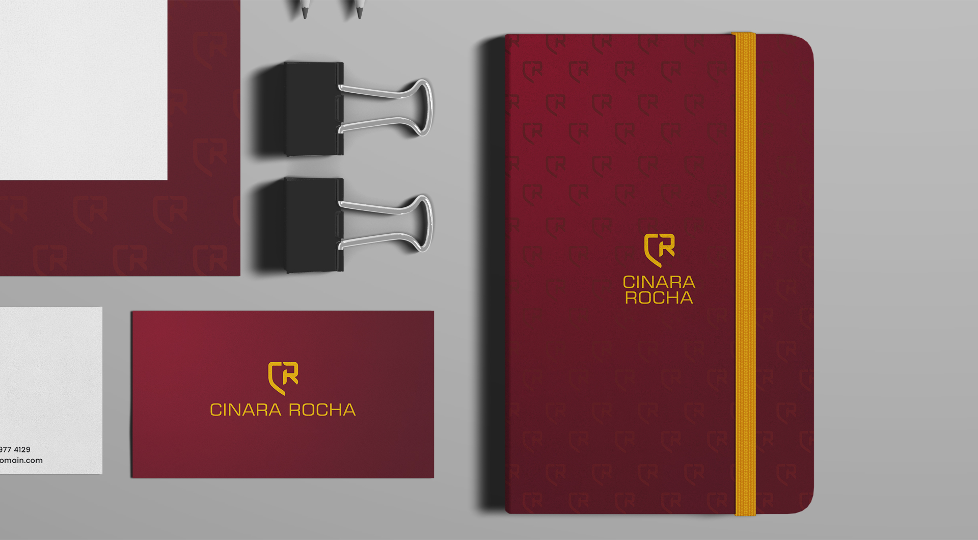 Cinara Rocha - Aplicação de logo em papelaria